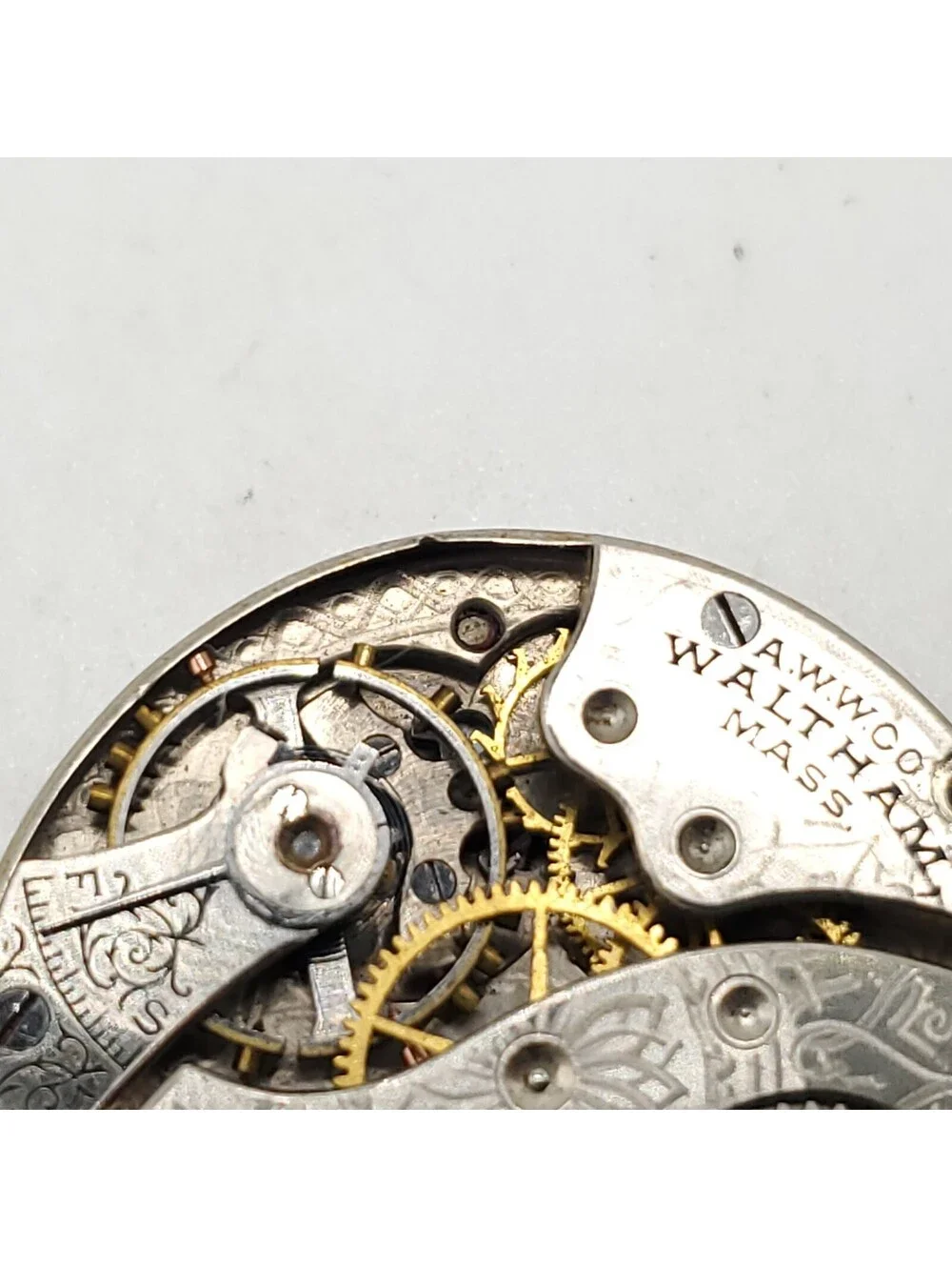 Waltham Mass Movement 16905657 For Parts Or Repair 29mm